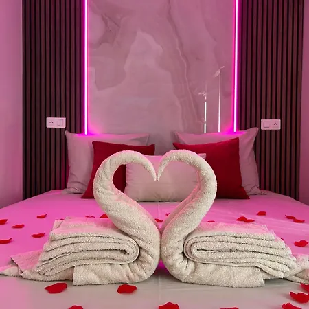 Intimate Escape - Seaside - Spa Bath - Wifi - Ac Nice Exterior photo