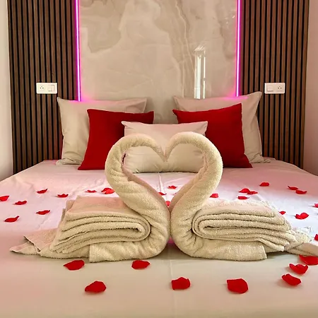 Intimate Escape - Seaside - Spa Bath - Wifi - Ac Nice Exterior photo